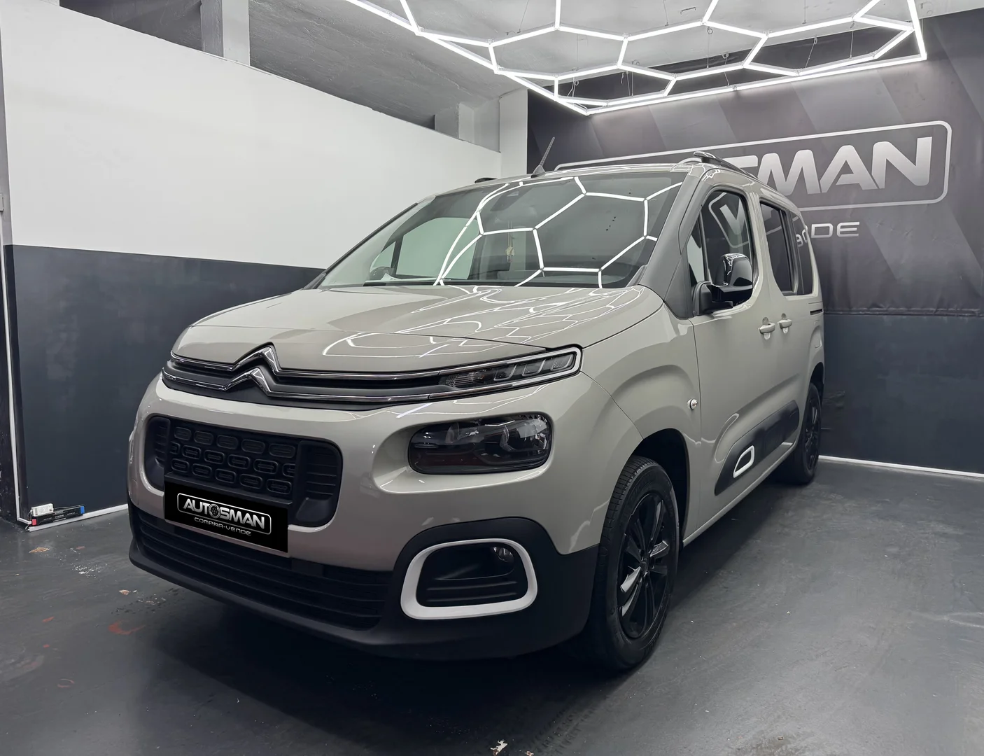 CITROËN Berlingo Talla M BlueHDi 100 SS FEEL PACK 2022 Diésel Blanco - Interior